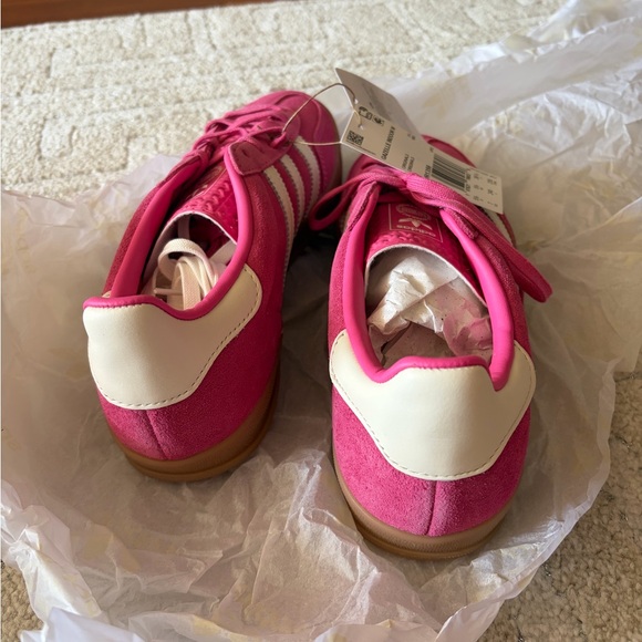 Adidas Gazelle Indoor W Pink Suede Sneakers with White Stripes - Picture 4 of 7